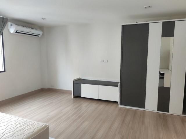 C4092 ให้เช่าอาคารพาณิชย์ 4 ชั้น โครงการChic Apartment ซอยรามคำแหง 53 ย่านลาดพร้าว-ทาวน์อินทาวน์ เฟอร์พร้อมอยู่