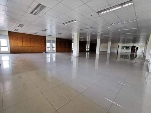 WW67G ขาย ออฟฟิศพร้อมบ้านเดี่ยว สุขุมวิท 101 บ้านเดี่ยวมีสระว่ายน้ำส่วนตัว