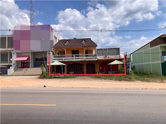 รายละเอียดเพิ่มเติมCode ID :   PKK04-06196ราคาขาย       7,281,000 บาท- ขนาดพื้นที่ :   79 ตร.ว- พื้นที่ใช้สอย :    350 ตร.ม- จำนวนห้อง :  5 ห้องนอน 3 ห้องน้ำ- ที่จอดรถ :   1 คัน- อาคารพาณิชย์ :    2 ชั้น- อาคารพาณิชย์หันทางทิศ : -- อายุอาคาร : 16 ปีพิกัดทรัพย์  :    https://maps.app.goo.gl/wRcVU6n13SuVXRj66สถานที่ใกล้เคียง- ใกล้โลตัส ปลายพระยา- ใกล้โรงพยาบาลปลายพระยา - ใกล้ตลาดเทศบาลตำบลปลายพระยา- ใกล้โรงเรียนปลายพระยาวิทยาคมสอบถามเพิ่มเติม