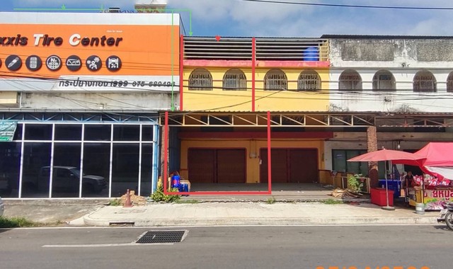 รายละเอียดเพิ่มเติมCode ID : PKK04-06003ราคาขาย       3,871,000 บาท- ขนาดพื้นที่ :  32 ตร.ว- พื้นที่ใช้สอย :   200 ตร.ม- จำนวนห้อง :   2 ห้องนอน 2 ห้องน้ำ - ที่จอดรถ :       1 คัน- อาคารพาณิชย์ :    2 ชั้น- อาคารพาณิชย์หันทางทิศ : -- อายุอาคาร :   31 ปีพิกัดทรัพย์ :   https://maps.app.goo.gl/8fNafZPruN17EcfK8สถานที่ใกล้เคียง- ใกล้โลตัส ตลาดเขาพนม- ใกล้โลตัส โกเฟรช ซูเปอร์มาร์เก็ต เขาพนม- ใกล้โรงพยาบาลเขาพนม- ใกล้ตลาดสดเขาพนมสอบถามเพิ่มเติม/นัด�