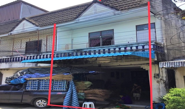 รายละเอียดเพิ่มเติมCode ID : PKK04-05996ราคาขาย       2,294,000 บาท- ขนาดพื้นที่ :  23.60 ตร.ว- พื้นที่ใช้สอย :   158.50 ตร.ม- จำนวนห้อง :   3 ห้องนอน 2 ห้องน้ำ - ที่จอดรถ :       1 คัน- อาคารพาณิชย์ :    2 ชั้น- อาคารพาณิชย์หันทางทิศ : -- อายุอาคาร :   30 ปีพิกัดทรัพย์ :    https://maps.app.goo.gl/qrp73mrFAbzbxUkcAสถานที่ใกล้เคียง- ใกล้โลตัส กระบี่- ใกล้โลตัส โกเฟรช ซูเปอร์มาร์เก็ต เหนือคลอง - ใกล้โรงพยาบาลเหนือคลอง- ใกล้ตลาดเช้าเหนือคลอง (ท้ายตลาด)