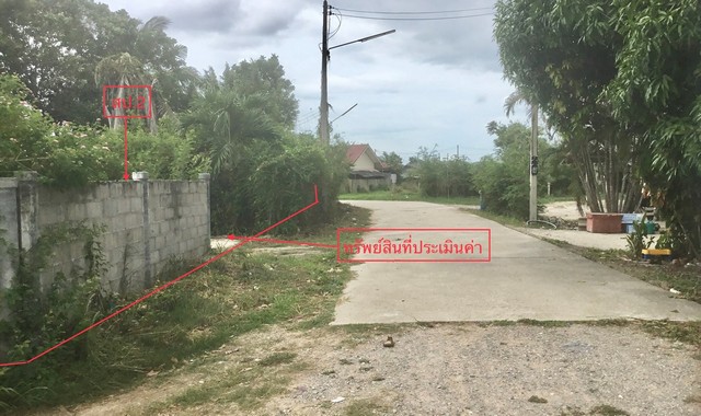  รายละเอียดเพิ่มเติม Code ID : PKK02-13082  ราคาขาย  1,108,000 บาท- ขนาดพื้นที่ :   263.00 ตร.ว.- พื้นที่ใช้สอย :   120.00 ตร.ม.- จำนวนห้อง :   -- ที่จอดรถ :    -   คัน- บ้านหันทางทิศ : - พิกัดทรัพย์ : https://maps.app.goo.gl/QXZufULnrKUdsPL46    สถานที่ใกล้เคียง- ใกล้ตลาดนัดวังก์พง- ใกล้โรงพยาบาลค่ายธนะรัชต์ - ใกล้แม็คโคร สาขาปราณบุรี- ใกล้ซีเจ ซูเปอร์มาร์เก็ต สาขาบ้านทับใต้  สอบถามเพิ่มเติม/นัดชมโทร. 097-419-5982(พลอย)โทร. 096-932-4624(ออมสิน)Line : @panaya (มี@ด้าน