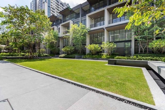 ให้เช่าทาวน์โฮม 4.5 ชั้น พื้นที่ใช้สอย 425 ตารางเมตร  4 ห้องนอน 5 ห้องน้ำ ใจกลางสุขุมวิท ใกล้ BTS พร้อมพงษ์