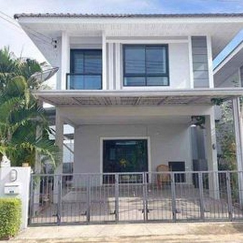 ขายบ้านแฝด2ชั้น ฟังก์ชั่นบ้านเดี่ยว หมู่บ้านมณีรินทร์ ปาร์ค ต.บางพระ อ.ศรีราชา จ.ชลบุรี (บ้านปี 2019) *ห่างถนนสุขุมวิท 900เมตร*LINE ID : yeeyupin หรือกดแอ้ดเบอร์ไลน์ขึ้นนะคะ 0917421874☎️ : สนใจกดเบอร์โทรติดต่อ 091-742-1874 ยี่รายละเอียด บ้านแฝด2ชั้น ฟังก์ชั่นบ้านเดี่ยว หมู่บ้านมณีรินทร์ ปาร์ค ต.บางพระ อ.ศรีราชา จ.ชลบุรี (อายุบ้านปี 2019)เนื้อที่ 36ตารางวา / พื้นที่ใช้สอย 141ตารางเมตร ????3ห้องนอน 3ห้องน