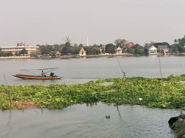 Sub0927ขายที่ดินติดแม่น้ำเจ้าพระยา2ฝั่ง ใกล้ วัดโบสถ์​ จ.ปทุมธานี ขนาด 3ไร่ 1 งาน 70 ตร.วาราคา 50 ล้าน ที่ดินทั้งหมด 3ไร่ 1 งาน 70 ตร.วาที่ดินท้องมังกรฮวงจุ้ยดีมาก​มีน้ำ2ฝั่งห่างจากถนนใหญ่เพียง​120เมตรด้านหน้าติดถนนในซอยทางเข้าวัดโบสถ์​ ปทุมธานีด้านหลังติดแม่น้ำเจ้าพระยาด้านขวาติดคลองสระ​ทางเปิดปิดน้ำนั่งรถไหว้พระ9วัดได้สบายเหมาะทำแหล่งท่องเที่ยวร้านอาหาร บรรยา