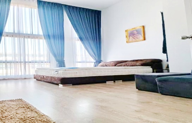 โรงเรียนสารสาสน์วิเทศศึกษา 21ตรว. ประชาอุทิศ90 ด่วน ให้เช่าบ้านใหม่2ชั้น 146ตรม.12,999 4นอน 3น้ำ 3จอดรถ 4แอร์Pracha Uthit90 Urgent new 2-story house for rent. Sarasas Witaed Suksa School 21sq.wa. 146sqm. 12,999 4bed 3bath 3parking 4A/C.ซ.ประชาสามัคคี ถ.ประชาอุทิศ 90 ตำบลบ้านคลองสวน อำเภอพระสมุทรเจดีย์ สมุทรปราการ 102904 ห้องนอน3 ห้องน้ำ3 จอดรถ4 แอร์สถานที่ใกลเคียงสตรีทมาร์เก็ตตลาดรวยมาร์เก็ต​ ( 1 กม. ) โรงเรียนสารสาสน์วิเทศศึกษา ( 1 กม. )โรงเรียนสารสาสน์ประชาอ