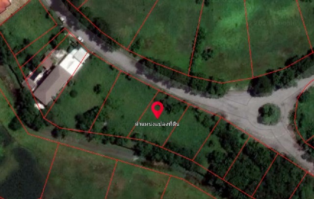 TD573ขายที่ดินแปลงงาม :  หมู่บ้านวิจิตรธานีLand With Building For Sale  :  Wichit Thani VillageFor Sale : 4,900,000 THBทำเลที่ตั้ง :  ตำบลหอมศีล อำเภอบางปะกง ฉะเชิงเทรา 24180รายละเอียดทรัพย์ ที่ดินเปล่า พื้นที่ 1 งาน 83.2 ตร.ว.ทำเลดี ใกล้ทะเลสาบส่วนกลางสถานที่สำคัญใกล้เคียงโลตัส บางปะกง, ตลาดโรงสี บางวัวโรงเรียนศรีวิทยาโรงพยาบาลจุฬารัตน์ 11 อินเตอร์ข้อมูลเพิ่มเติม/สนใจนัดชม0646654666 Khun.Kreing ( เกรียง )0801532451Line : @land666 (มี @ ด้านหน้าด้