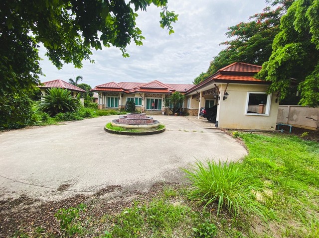 TD562  ขายที่ดินแปลงงามพร้อมบ้าน :          บางแสน ชลบุรี