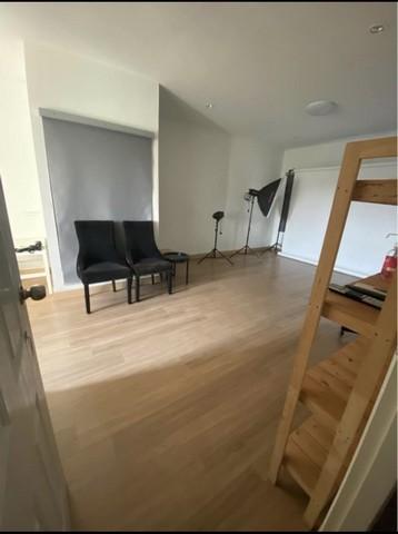 ให้เช่าทาวน์โฮม 3 ชั้น เฉลิมพระเกียรติ บ้านนอกโครงการณ์ ใกล้รถไฟฟ้าสีเหลือง