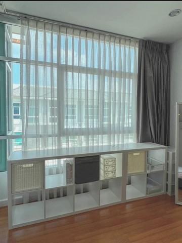 ให้เช่าทาวน์โฮม 3 ชั้น โครงการเดอะเมโทร พระราม 9 ริมถนนมอเตอร์เวย์ ใกล้มหาวิทยาลัย Stamford มีบริการรับ-ส่ง APL 3 สถานีถึงอโศก ( ไม่รับสัตว์เลี้ยง )ราคาเช่า 25,000 บาท / เดือน ( สัญญาขั้นต่ำ 1 ปี ประกัน 2 เดือน ล่วงหน้า 1 เดือน )ที่ตั้ง ถนนมอเตอร์เวย์ แขวงประเวศ เขตประเวศ กรุงเทพมหานครติดต่อ : คุณภัสพงณ์ 063-409-8164Line : deedaa23เนื้อที่ 19 ตารางวา พื้นที่ใช้สอย 127 ตารางเมตร 3 ห้องนอน 3 ห้องน้ำ จอดรถ 2 �