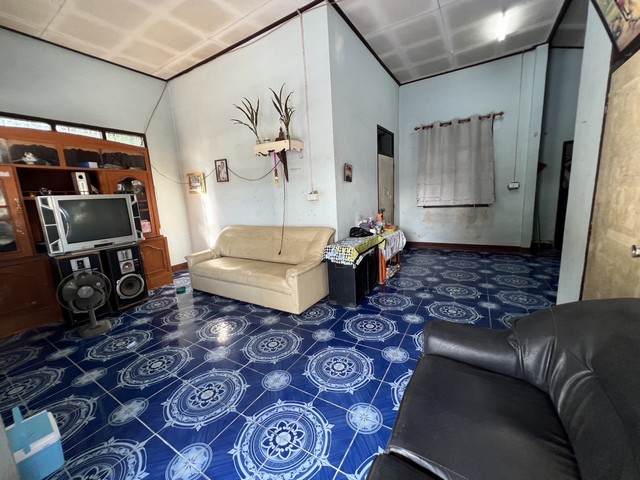 ขายบ้านพร้อมที่ดิน ต.แม่สุก อ.แม่ใจ จ.พะเยา บริเวณบ้านมีรั้วรอบทุกทิศ