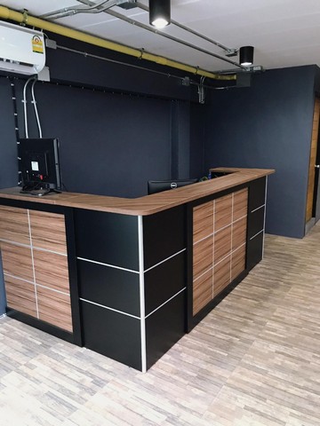 ขายอาคารพาณิชย์5ชั้นรีโนเวทใหม่2ห้องติดกัน หน้ากว้าง 8เมตร ลึก16เมตร ใกล้BTSวุฒากาศ ตลาดพลู