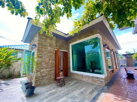 Chetawan Relieve House ตำบลบางบัวทอง อำเภอบางบัวทอง จ.นนทบุรี