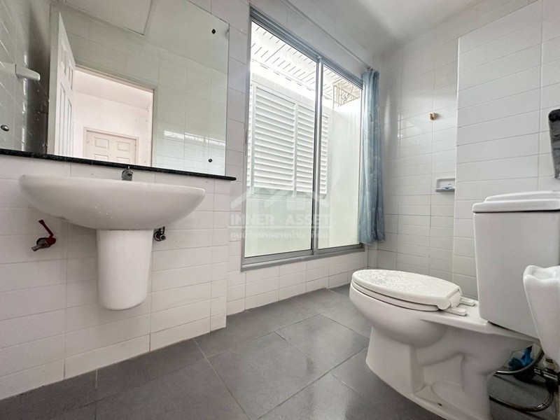 เดอะ วิลล่ารัตนาธิเบศร์​( ท่าอิฐ​ )​ พร้อมแอร์​  ครัวบิ้วอิน​   ใกล้รถไฟฟ้าสายสีม่วง