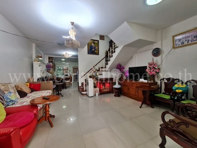 R1 ทาวน์โฮม The Time Pavilion Village กรุงเทพ-นนท์ 37 ใกล้ MRT สถานีวงศ์สว่าง