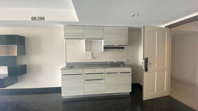 ขายคอนโด 6 ห้อง  เดอะ นายน์ เพลส เขตประเวศ กรุงเทพมหานคร  PSC00564