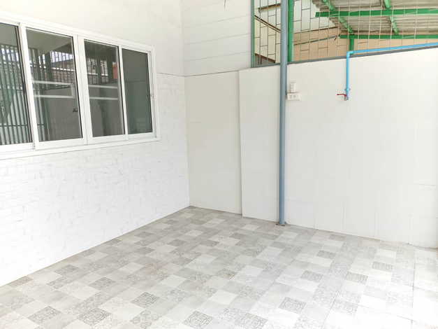 ขายทาวน์เฮาส์ หมู่บ้านโอสิริ ใจกลางเมืองใกล้ทางด่วน ถนนสาธุประดิษฐ์ เขตยานนาวา