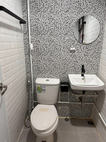 ขายทาวน์โฮม 2 ชั้น หมู่บ้าน เลิศอุบล โชคชัย 4 ซอย 22 ข้างกองปราบ รีโนเวท และตกแต่งพร้อมอยู่