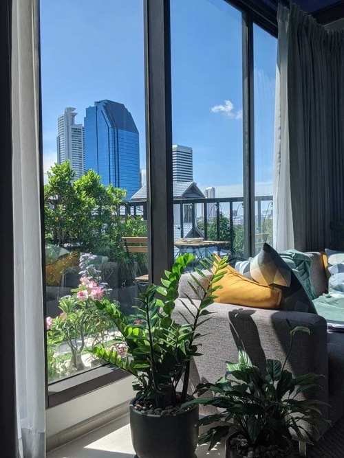 ขาย Venio คอนโดหรู ระเบียงกว้าง ติดสวนเบญจกิตติ  คอนโด แบบฟีลบ้าน มีสวนส่วนตัว โซนสุขุมวิท 