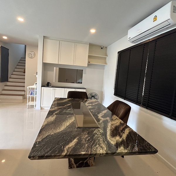 ราคาดีที่สุด : บ้านเดี่ยวบริทาเนีย บางนา-สุวรรณภูมิ กม.26 หลังมุม ขายขาดทุน พร้อมบิ้วอิน walk-in closet