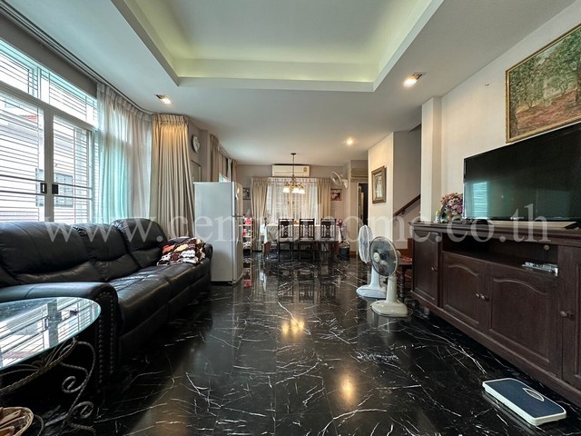 บ้านเดี่ยว ภัทรนิเวศน์ บางคูวัด ใกล้ สนามกอล์ฟฟลอร่าวิลล์ กอล์ฟ แอนด์ คันทรีคลับ