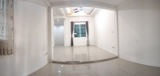 [A800]ให้เช่า 15k ทาวน์โฮม 3 ชั้น เล่นระดับ พาทาโกเนีย2 รามอินทรา-หทัยราษฎ์ เขตมีนบุรี    *** ต้อนรับสัตว์เลี้ยง***