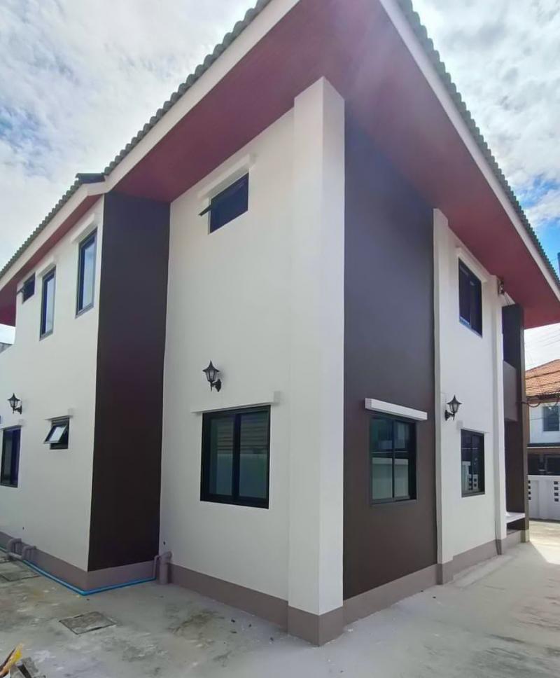 ขายบ้านเดี่ยวมือหนึ่ง หมู่บ้านทรัพย์เจริญ ทำเลทอง ใกล้นิคมอุตสาหกรรมลาดกระบัง