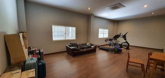 POR3550 ขายที่ดิน พร้อมอาคาร โรงงาน พร้อม ออฟฟิศ บนเนื้อที่ 6 ไร่ พร้อมใบ รง.4 ใกล้เซ็นทรัลมหาชัย