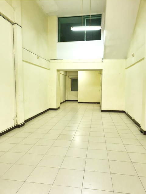 ให้เช่าอาคาพาณิชย์ใหม่ 3ชั้น 18ตรว.รามคำแหง 176 LOtus BIGC มีนบุรี  260ตรม. 4นอน ขวัญเรียม