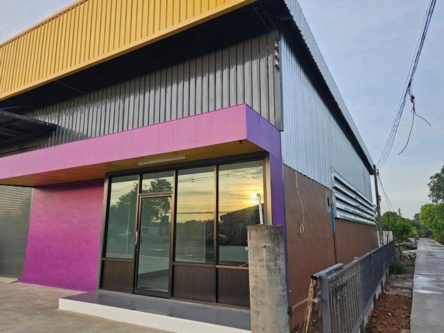 EPL-WH0578 ให้เช่าโกดังคลังสินค้าสร้างใหม่  ย่านลำลูกกาคลอง 4 ใกล้ทางด่วน พื้นที่ 450 ตรม. พร้อมออฟฟิศติดแอร์ จอดรถ 12 คัน โกดังสูง 7 เมตร