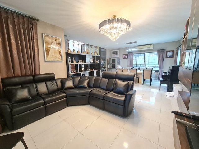 WW186A ขาย บ้านเดี่ยว หลังมุม หมู่บ้าน มัณฑนา อ่อนนุช-วงแหวน 4 ถนนวงแหวนตะวันออก