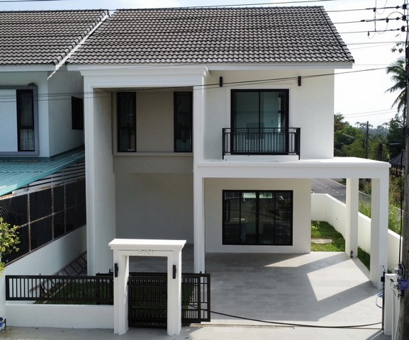 ขายบ้าน 3นอน3น้ำ 38.1ตรว. 2.19ลบ. รวมเฟอร์ ของแถม ใกล้ รร.ส่วนบุญ ต.ในเมือง อ.เมือง ลำพูน