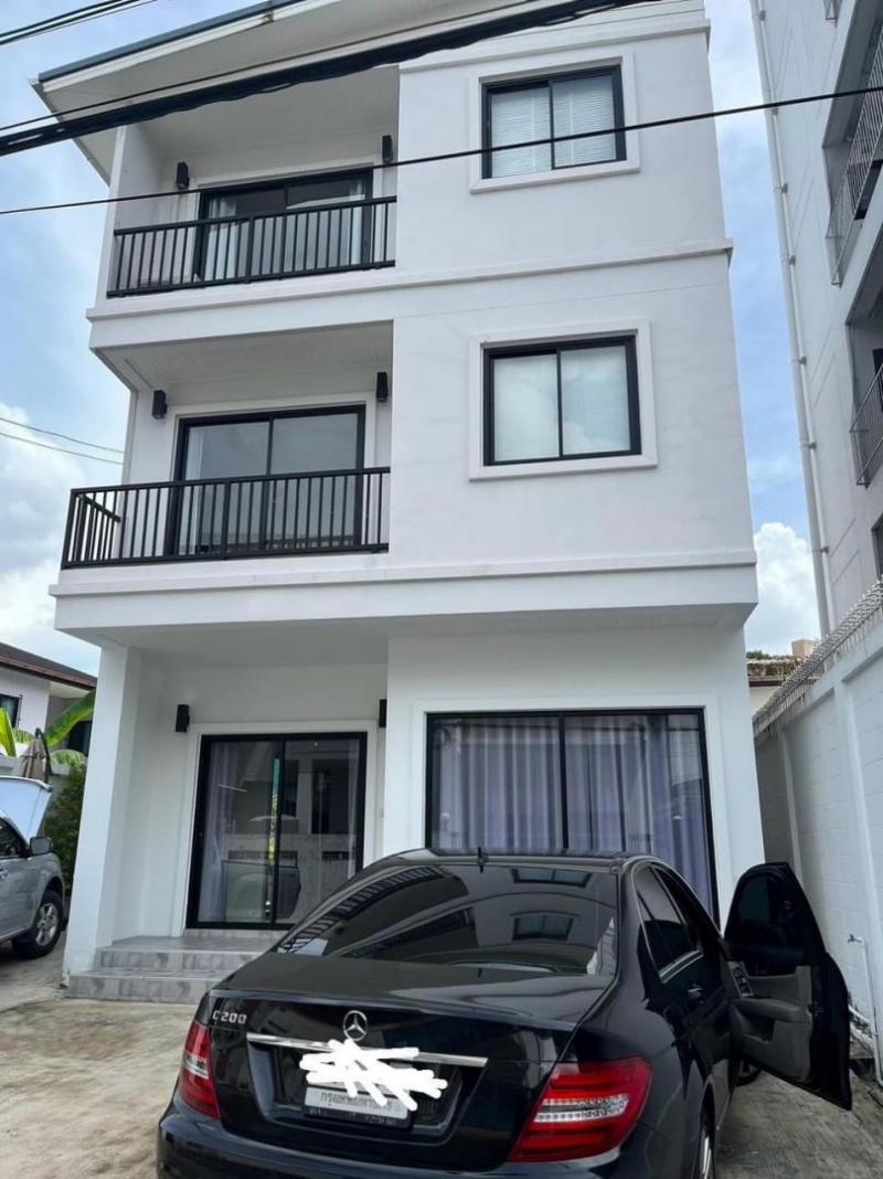 ให้เช่าบ้านเดี่ยว3ชั้น ซอยสุขุมวิท65 ใกล้ BTS เอกมัย เหมาะทำออฟฟิศ คลีนิคเสริมความงาม หรือพักอาศัย