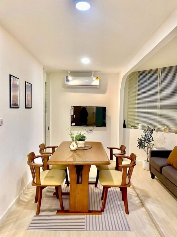 ย่านทำเลทองเชียงใหม่ 1.75 ล้าน 38 ตรม. นครพิงค์ ซิตี้ วิว1 ห้องมุม วิวดอยสุเทพ ตกแต่งพร้อมอยู่ เฟอร์นิเจอร์ครบครัน