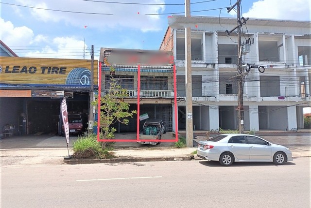 รายละเอียดเพิ่มเติมCode ID : PKK04-05234ราคาขาย         7,436,000 บาท- ขนาดพื้นที่ :     56.40 ตร.ว - พื้นที่ใช้สอย :  322 ตร.ม- จำนวนห้อง :     5 ห้องนอน 2 ห้องน้ำ (2 คูหา)- ที่จอดรถ :      1 คัน- อาคารพาณิชย์ :     2 ชั้น- อาคารพาณิชย์หันทางทิศ : -- อายุอาคาร :    25 ปีพิกัดทรัพย์ :       https://maps.app.goo.gl/Uh3BN5kNpH9xKcsK7สถานที่ใกล้เคียง- ใกล้โลตัส โกเฟรช ซูเปอร์มาร์เก็ต ย่านตาขาว- ใกล้โรงพยาบาลย่านตาขาว- ใกล้วัดนิกรรังสฤษฎิ์- ใกล้โรงเรียนอนุบา�