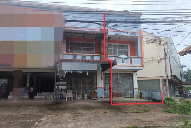 รายละเอียดเพิ่มเติมCode ID :   PKK04-04512ราคาขาย       2,765,000 บาท- ขนาดพื้นที่ :     25.10 ตร.ว- พื้นที่ใช้สอย :  162 ตร.ม- จำนวนห้อง :     2 ห้องนอน 2 ห้องน้ำ- ที่จอดรถ :      1-2 คัน- อาคารพาณิชย์ :   2 ชั้น- อาคารพาณิชย์หันทางทิศ : -- อายุอาคาร :     10 ปีพิกัดทรัพย์ :    https://maps.app.goo.gl/3aAQznyXtkgM6B4t9สถานที่ใกล้เคียง- ใกล้ตลาดเสริมสุข- ใกล้โลตัส โกเฟรช ซูเปอร์มาร์เก็ต ห้วยยอด - ใกล้โลตัส โกเฟรช แยกอันดามัน ตรัง- ใกล้โรงพยาบาลห้วยยอด �