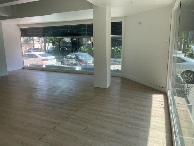 PO111 ให้เช่า อาคารพาณิชย์ 3 ชั้นครึ่ง ติดถนนใหญ่ ซอยนราธิวาสราชนครินทร์15 ราคาเช่า 100,000 บาท