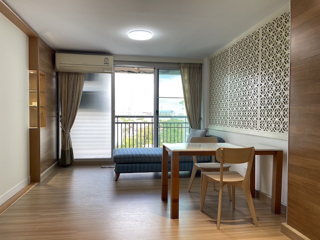 Plus 67 Spacious safe peaceful livable 7th floor BTS Phra Khanong***Service for selling/renting houses, condos and giving advice. If interested, contact at any time***Interested in additional details or pictures or making an appointment to see the room?Contact Ekachai (Aui)T. 089-799-5598Line ID: @auiauiaui001 (add @ in front)Room type: 1 bedroom, 1 bathroomSize 49 sq m., 7th floorClean room, beautifully decorated, ready to move in.details-------------------------------------------------- ------------Rent 16,000.-/month-------------------------------------------------- ------------*Facilities worth using– Fitness- swimming pool– Key card- closed-circuit camera– Security guard 24 hrs.-------------------------------------------------- ------------*Nearby important places (Based on information from Google Map)- BTS Phra Khanong- Gateway Ekkamai- Tesco Lotus- Bangkok University, Kluaynamthai Campus- Wells International School- Sukhumvit Hospital- Kluaynamthai Hospital----------------