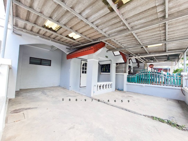 ขายทาวน์เฮ้าส์ ซอยพหลโยธิน70 หมู่บ้านวังทองริเวอร์ปาร์ค พื้นที่ 27 ตรว. ติดสนามกอล์ฟธูปะเตมีย์ หลังเซียร์รังสิต ราคาดี พื้นที่บ้านกว้างมาก