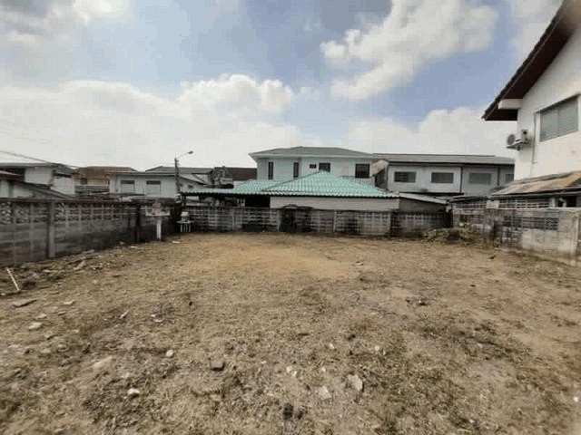 C4193 ขายที่ดิน 106 ตรว ซอยพหลโยธิน 48 หน้ากว้าง เชื่อมต่อรถไฟฟ้าได้ 2 สาย เข้าออกได้ทั้งพหล48 และรามอินทรา 5