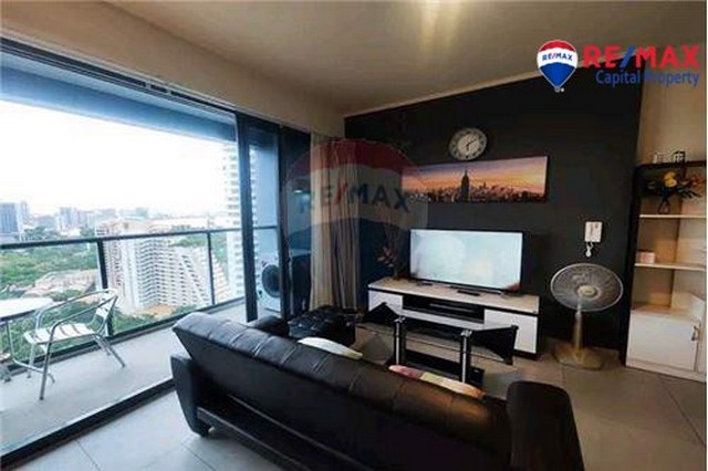 ขาย - คอนโดหรู 1 ห้องนอน ที่ ซายร์ วงศ์อมาตย์