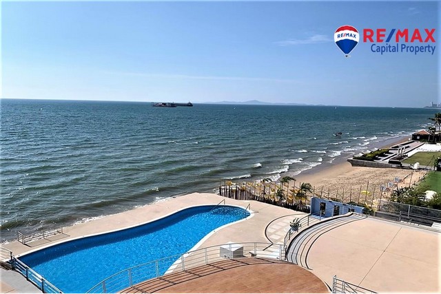 ขายคอนโดในฝัน - ลา รอยัล บีช - การต่อรองราคา (เมื่อเทียบกับยูนิตอื่น - คุณจะเห็นว่าเป็นข้อเสนอที่น่าตื่นเต้น!)เติมเต็มทุกความต้องการไลฟ์สไตล์ที่หรูหราของคุณโดยการใช้ชีวิตที่ LA Royale Beach พัทยา สิ่งอำนวยความสะดวกอันหรูหราเหล่านี้รอให้คุณสัมผัสเป็นการส่วนตัว ล็อบบี้ที่หรูหราในสไตล์ทันสมัยพร้อมต้อนรับคุณตั้งแต่แรกเห็น พักผ่อนและผ่อนคลายในสระว่ายน้ำกึ่งโอ�