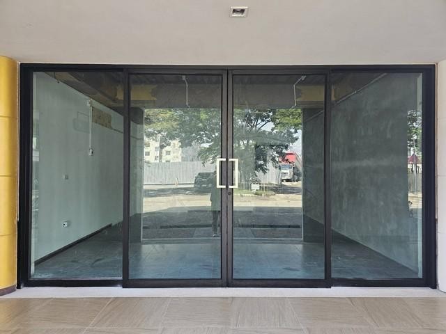 C4167 ให้เช่าพื้นที่ร้านค้า หรือ สำนักงาน 57 ตรม. ชั้น 1 โครงการมาร์เช่รามคำแหง 53 ใกล้ทาวน์อินทาวน์ เลียบด่วนพื้นที่ 57 ตรม ชั้น 1 มีที่จอดรถด้านหน้าสนใจนัดชมติดต่อ รหัสประกาศC4167 คุณเฟลม  0638956397ID line : 0638956397: https://line.me/ti/p/LTVhEi9gAFC4167 ให้เช่าพื้นที่ร้านค้า หรือ สำนักงาน 57 ตรม. ชั้น 1 โครงการมาร์เช่รามคำแหง 53 ใกล้ทาวน์อินทาวน์ เลียบด่วนพื้นที่ 57 ตรม. ชั้น 1มีที่จอดรถด้านหน้า*** ฟรีค่าเช่าเดือนแ