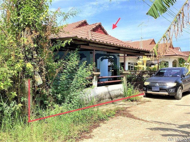  รายละเอียดเพิ่มเติม Code ID : PKK02-12367  ราคาขาย  1,690,000  บาท- ขนาดพื้นที่ :  52.00 ตร.ว. - พื้นที่ใช้สอย :   124.75 ตร.ม.- จำนวนห้อง :  3 ห้องนอน 2 ห้องน้ำ  - ที่จอดรถ :    1   คัน- บ้านหันทางทิศ : ตะวันออกเฉียงเหนือ พิกัดทรัพย์ : https://maps.app.goo.gl/s9gh8uAXJ8ghhJmV8    สถานที่ใกล้เคียง- ใกล้โรงพยาบาลปราณบุรี- ใกล้มินิบิ๊กซีปากน้ำปราณ - ใกล้โลตัส ปราณบุรี- ใกล้โรงพยาบาลค่ายธนะรัชต์สอบถามเพิ่มเติม/นัดชมโทร. 097-419-5982(พลอย)โทร. 096-932-4624(ออ