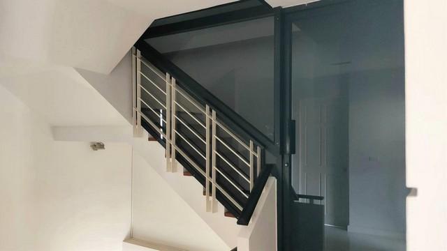 BS731 ขายด่วนโฮมออฟฟิศ 4 ชั้น บ้านกลางกรุง ลาดพร้าว 71 นาคนิวาส ซอย 4 ใกล้เลียบด่วน ใกล้รถไฟฟ้า ลาดพร้าว 71