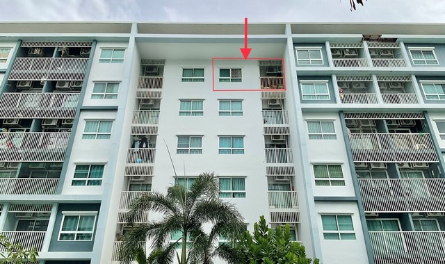 รายละเอียดเพิ่มเติมCode ID : PKK02-08701ราคาขาย       1,557,000 บาท- ขนาดพื้นที่ :    186.20 ตร.ว (1 งาน / 86.20 ตร.ว)  - พื้นที่ใช้สอย :  351 ตร.ม- จำนวนห้อง :     3 ห้องนอน 2 ห้องน้ำ - ที่จอดรถ :    1-2 คัน- บ้านเดี่ยว :     2 ชั้น- บ้านเดี่ยวหันทางทิศ : -- อายุอาคาร :    17 ปีพิกัดทรัพย์   :    https://maps.app.goo.gl/fuDRNhMBbb66YcCE8สถานที่ใกล้เคียง- ใกล้โลตัส โกเฟรช ตลาดท่าแพ - ใกล้โรงเรียนบ้านเกาะวิทยา- ใกล้วัดโทธรรมวนาราม- ใกล้โรงเรียนวัดโทเอกสอบถามเพิ�