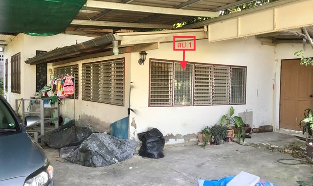  รายละเอียดเพิ่มเติม Code ID : PKK02-14339  ราคาขาย 2,625,000  บาท- ขนาดพื้นที่ :  74.10 ตร.ว. - พื้นที่ใช้สอย :  160.00 ตร.ม. - จำนวนห้อง :   3 ห้องนอน 1 ห้องน้ำ - ที่จอดรถ :   1    คัน- บ้านหันทางทิศ : - พิกัดทรัพย์ : https://maps.app.goo.gl/K388b3YwgMSTy7nt9    สถานที่ใกล้เคียง- ใกล้บุญถาวร สาขาหัวหิน- ใกล้โรงพยาบาลหัวหิน 4 - ใกล้มหาการุณย์ ไทยฟู้ดส์ เฟรส มาร์เก็ต สาขาหัวหิน- ใกล้หัวหินทันสมัย ซุปเปอร์มาร์เก็ต สอบถามเพิ่มเติม/นัดชมโทร. 097-419-5