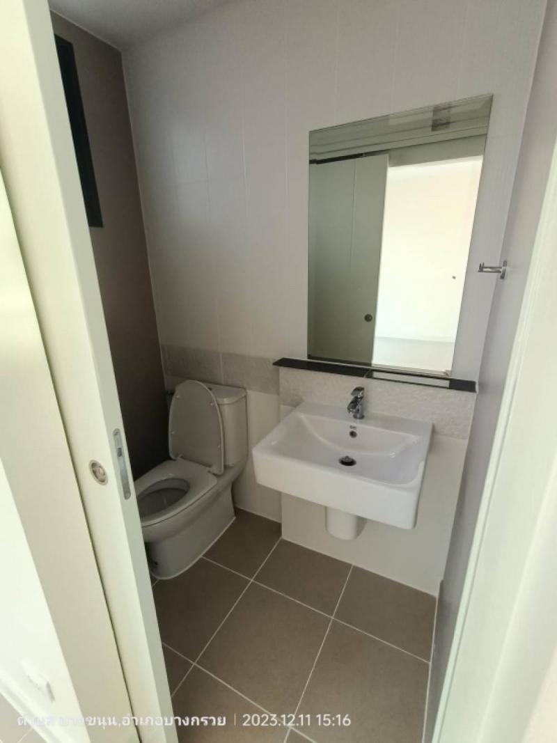 ให้เช่าทาวโฮม 3 ชั้น เนื้อที่ 31 ตร.ว.  3 ห้องนอน 3 ห้องน้ำ โครงการบ้านกลางเมือง ถนนราชพฤกษ์- สาทร