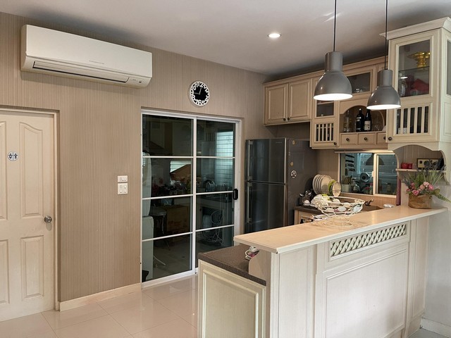 ขายบ้านเนื้อที่ 97.3 ตร.ว. พื้นที่ 210 ตร.ม. หลังมุม ใกล้ สาทร Interchange บางหว้า, Secon บางแค, The Mall ท่าพระ,  นันทวัน สาทร-ราชพฤกษ์