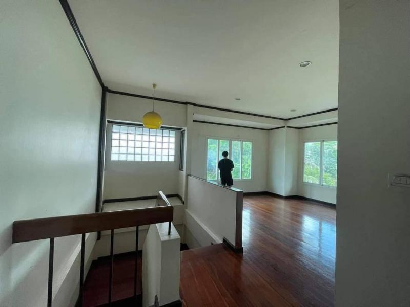 รหัสทรัพย์ R2930 ให้เช่า บ้าน 2ชั้น หมู่บ้านเมืองทอง 2/2 ย่านพัฒนาการ ถนนศรีนครินทร์ ประเวศ พระราม 9